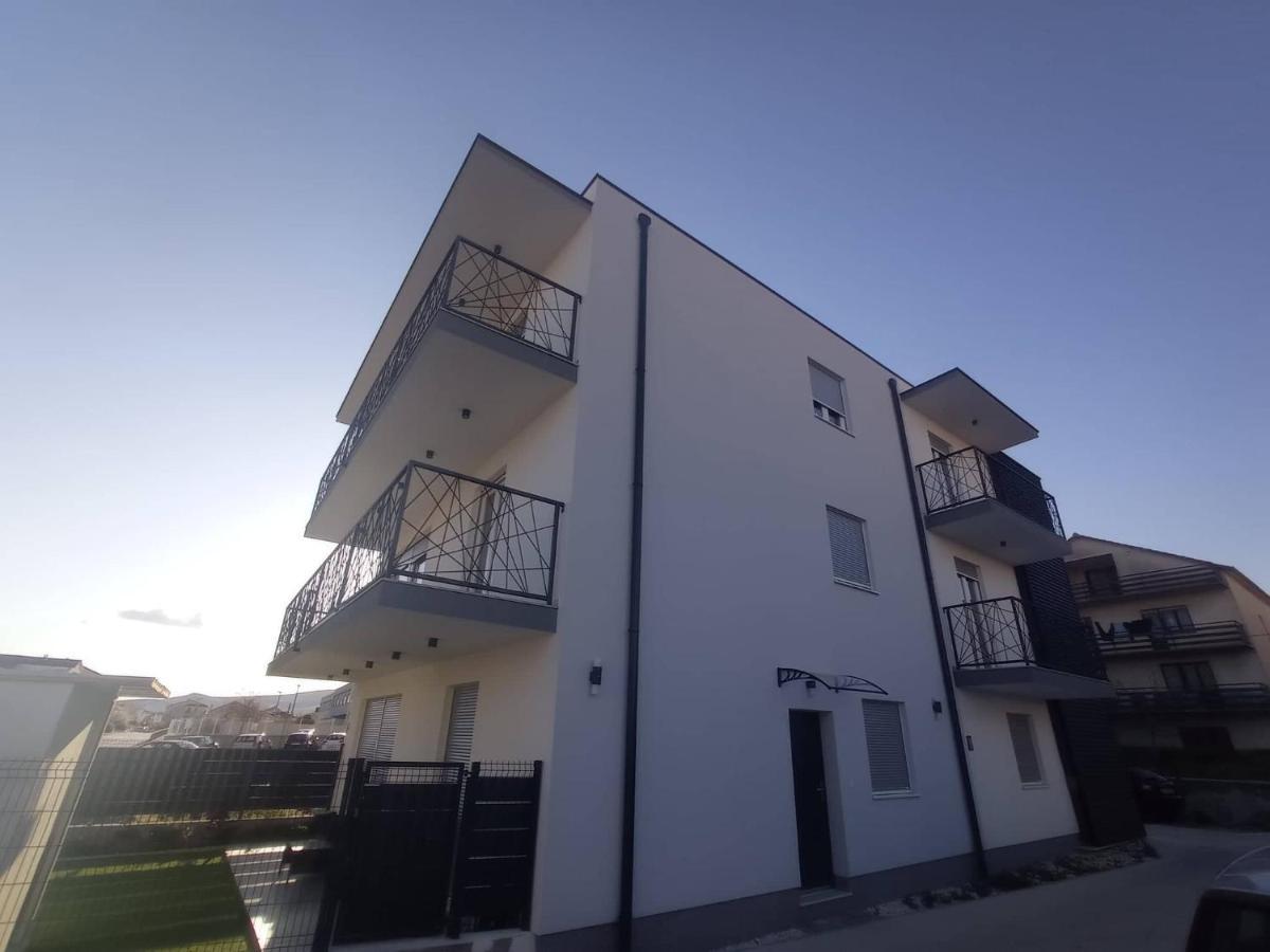 Apartment Punda Kastela Ngoại thất bức ảnh