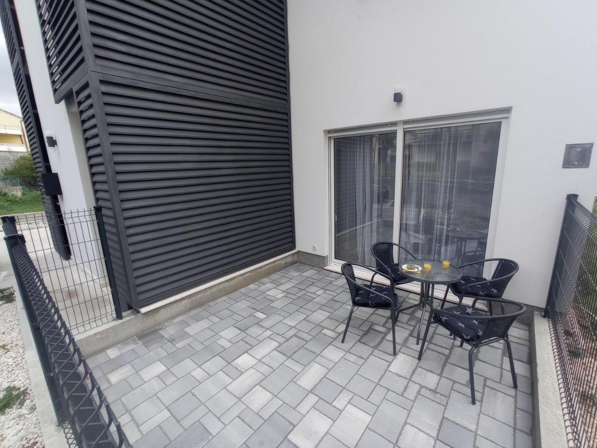 Apartment Punda Kastela Ngoại thất bức ảnh